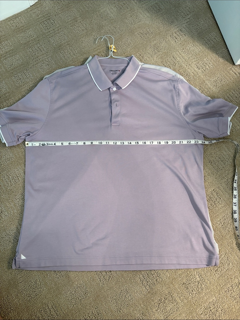 XL UNTUCKit Men’s Lavender Polo with White Contrast Trim